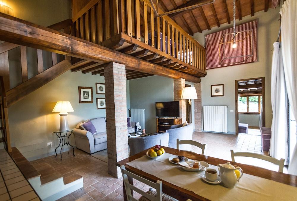 Relais Olmo - Place Of Charme